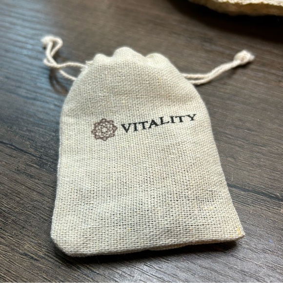 Silver Tone Iron Chain Lava Rock And Pink Tigers Eye Diffuser Necklace - Picture 3 of 4